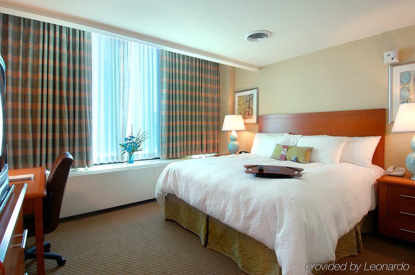 密尔沃基市中心希尔顿恒庭旅馆&套房酒店 客房 照片